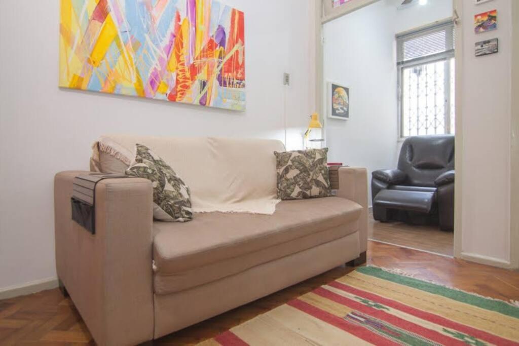 ריו דה ז'ניירו Apartamento Charmoso Na Praia De Copacabana מראה חיצוני תמונה