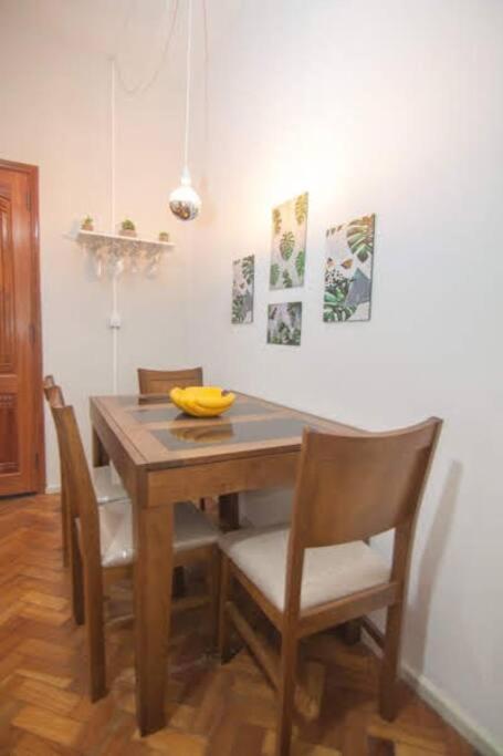 ריו דה ז'ניירו Apartamento Charmoso Na Praia De Copacabana מראה חיצוני תמונה